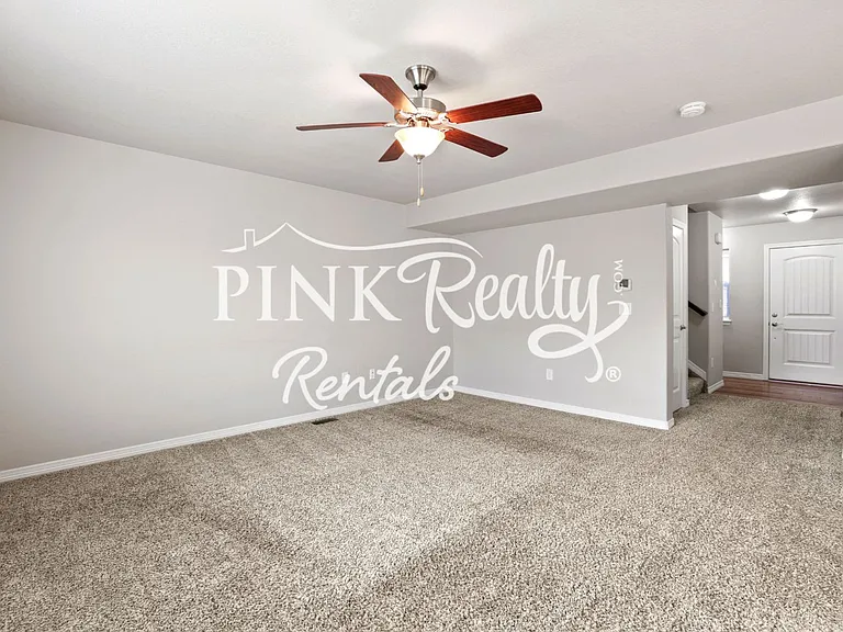 10897 Rowley Dr — Photo 17