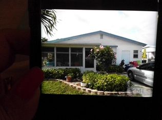 12151 Live Oak Dr, Fort Myers, FL 33908