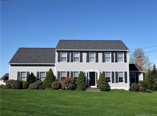 9 Malvern Hill Rd, Watertown, CT 06795