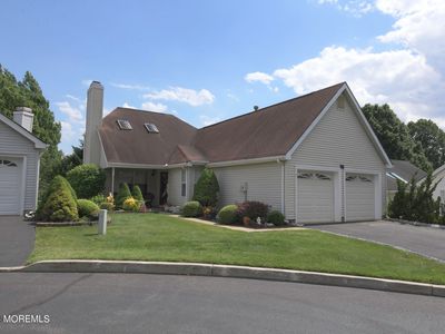 96 Hazel Drive, Freehold, NJ, 07728