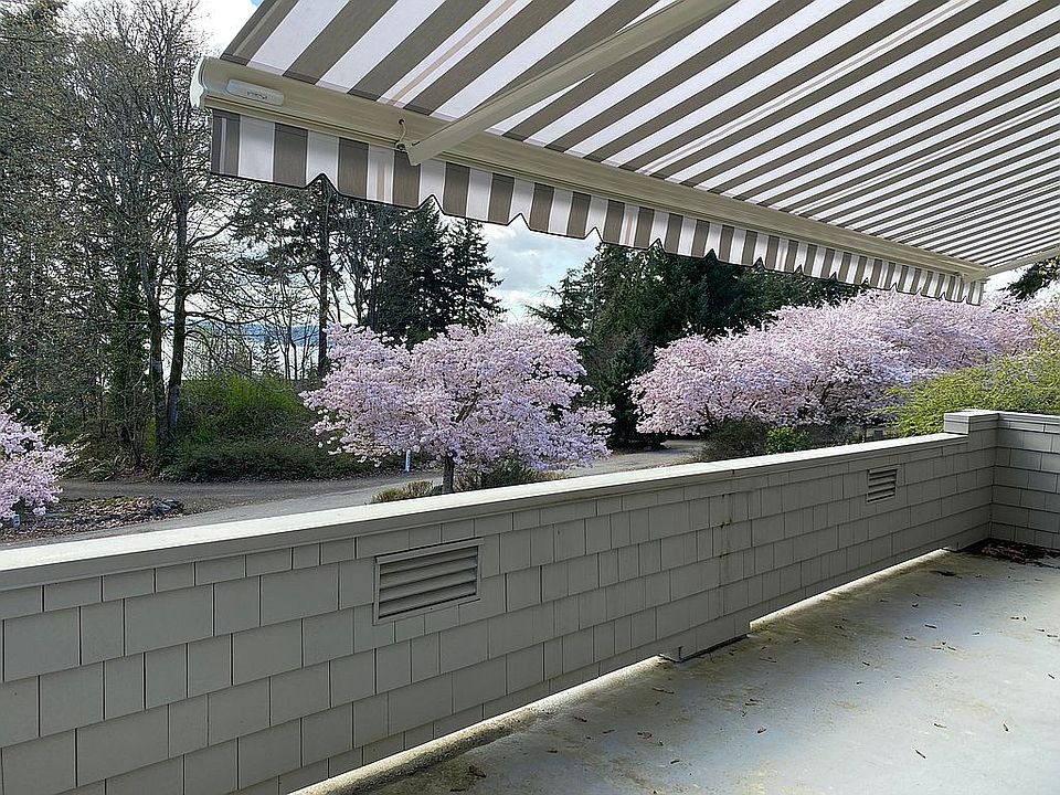 1st image of 9954 NE Pointview Dr