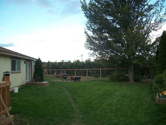 2nd image of 120 Bertsch Cir