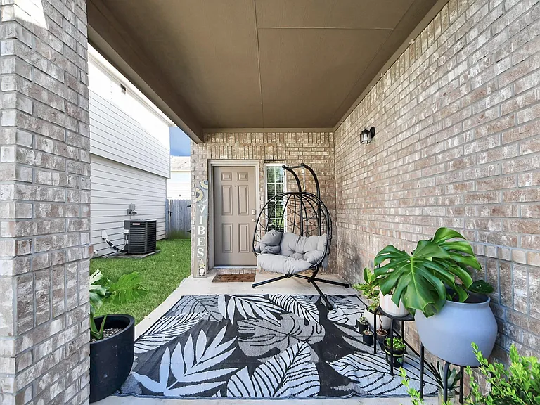 18611 Cooper Ravine Way — Photo 33