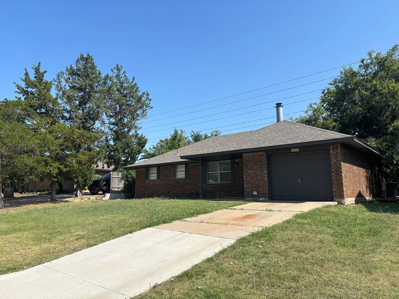 3 bed, 1.5 bath, 1016 sqft, $1,250 — Photo 2
