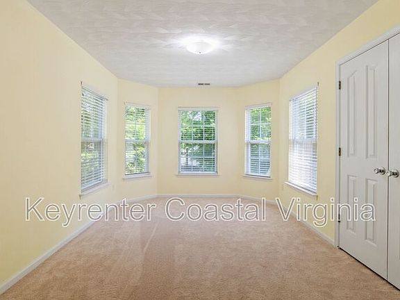 5th image of 16221 Farah Ct