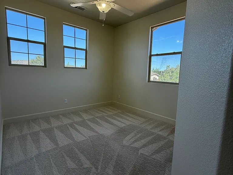 7179 Rutherford Dr — Photo 40