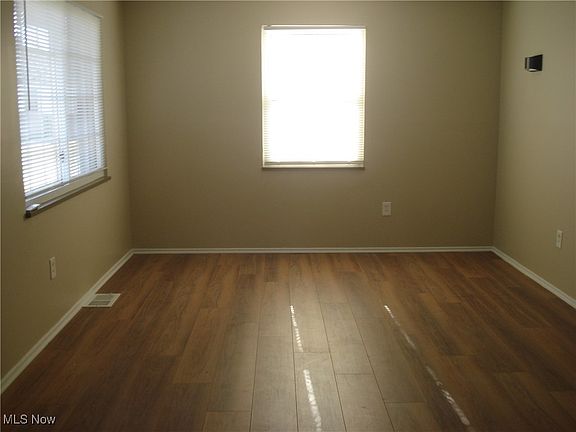 3rd image of 258 Buckner Dr #229