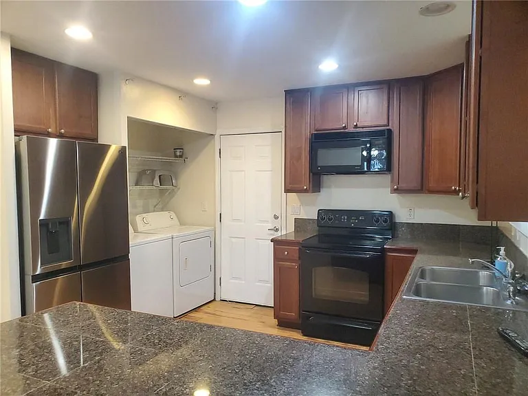 6224 Milne Blvd — Photo 6