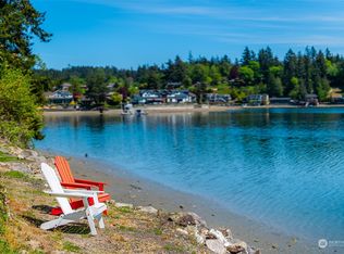 206 Camp Rd NW, Gig Harbor, WA 98335