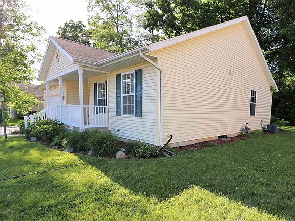 5th image of 20325 Ambleside Dr