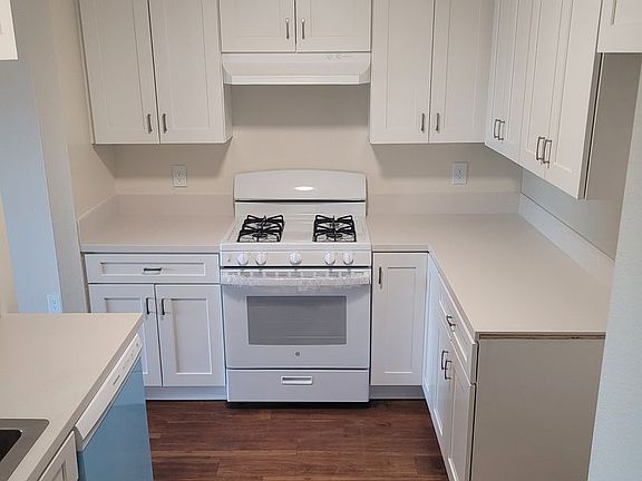 2nd image of 13882 Clinton St APT 26