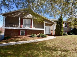 3673 Tanglebrook Trl, Clemmons, NC 27012
