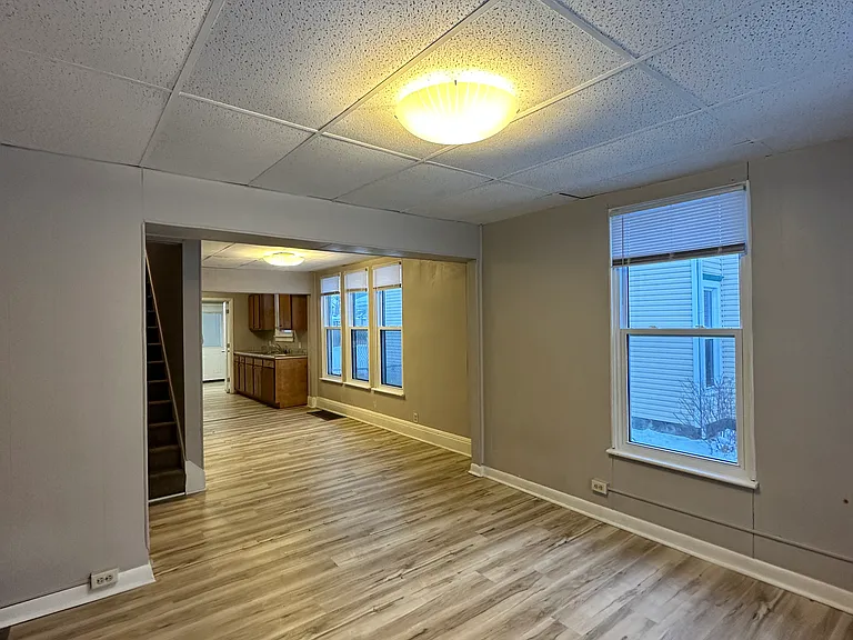 524 W Beardsley Ave #524 — Photo 3