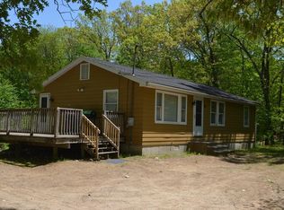 96 SE Main St, Douglas, MA 01516