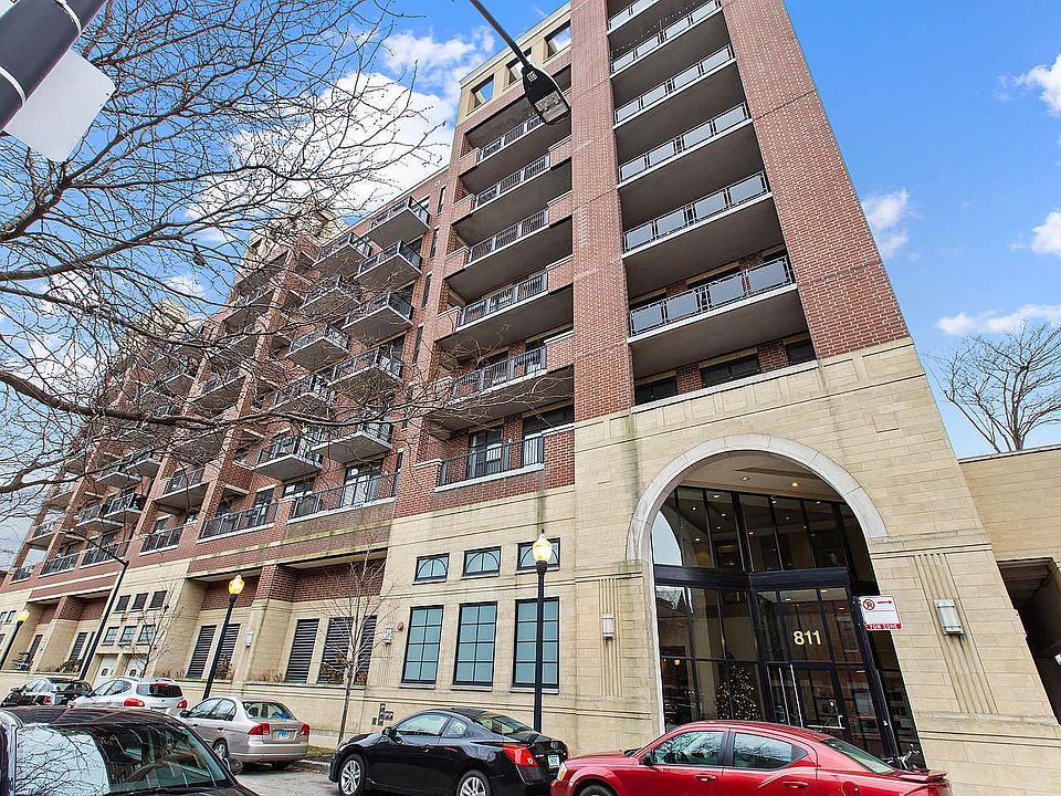 1st image of 811 W 15th Pl Unit 501