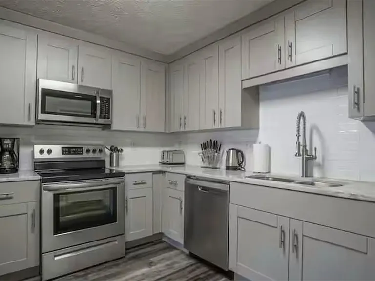 846 Park Pl NE — Photo 98