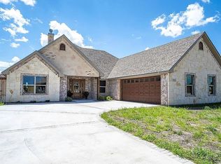 1921 Colonial Dr, San Angelo, TX 76904