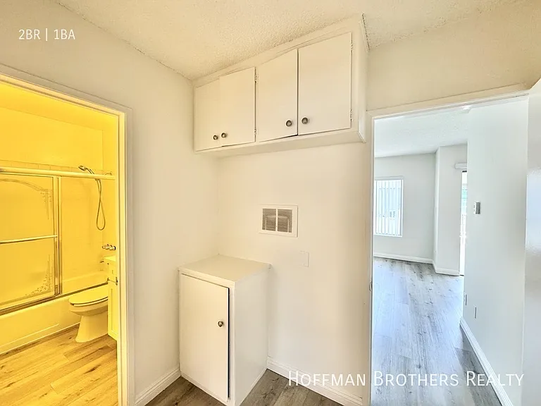4334 Berryman Ave #8 — Photo 15