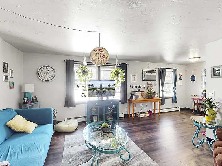 722 Mather St #4 — Photo 6