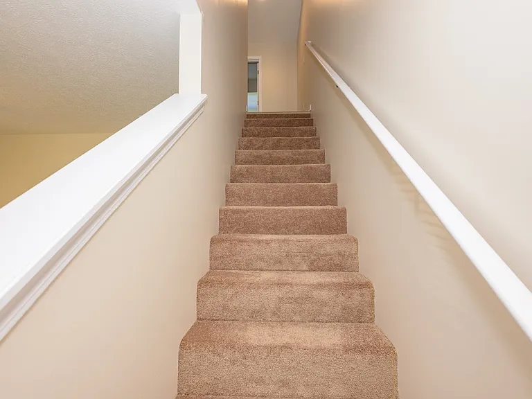 106 Keith Ct — Photo 11
