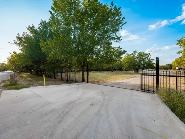 11119 Harvest Rd, Balch Springs, TX 75180