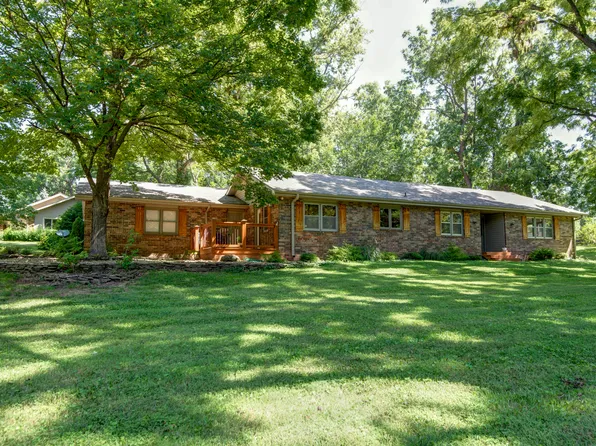 4111 E Tanglewood Road, Rogersville, MO 65742