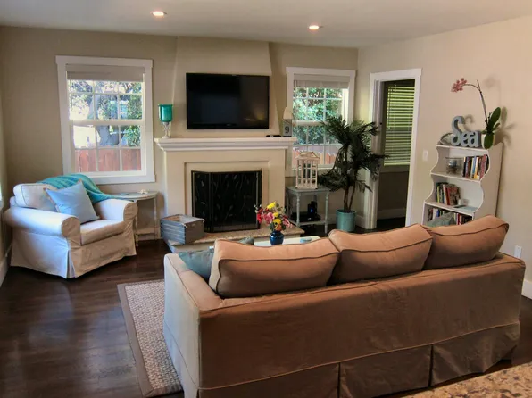 2017 Bath St, Santa Barbara, CA 93105