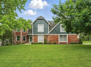 3632 NW Blue Jacket Dr, Lees Summit, MO 64064