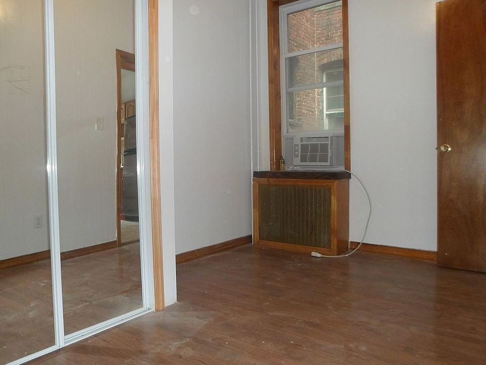 1st image of 169 Irving Ave APT 2L