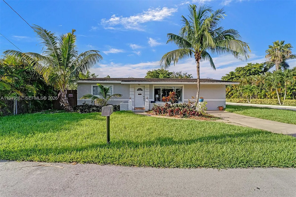Building Photo - 3730 SW 47th Ct