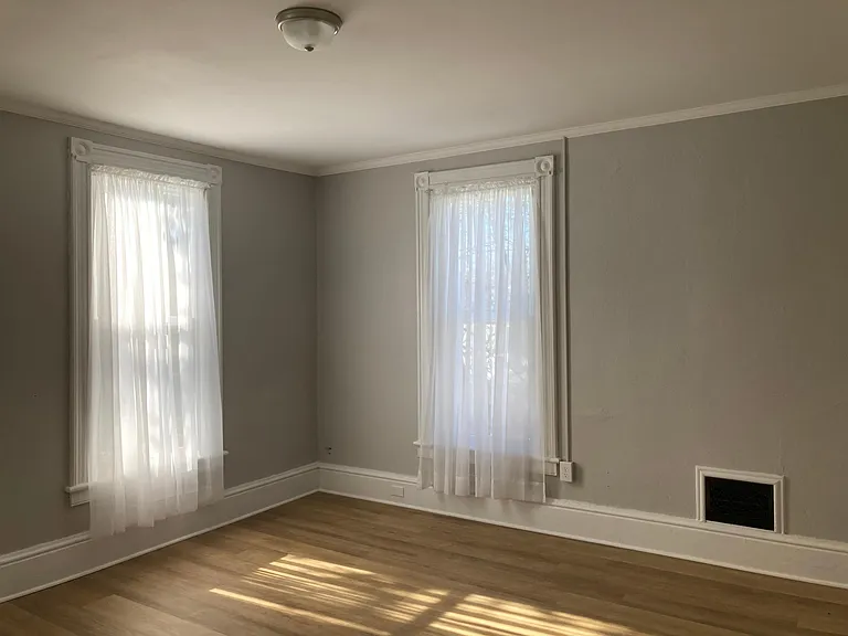11 E High St #2 — Photo 5