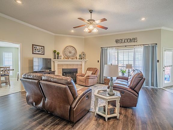 4th image of 3546 Clearview Dr