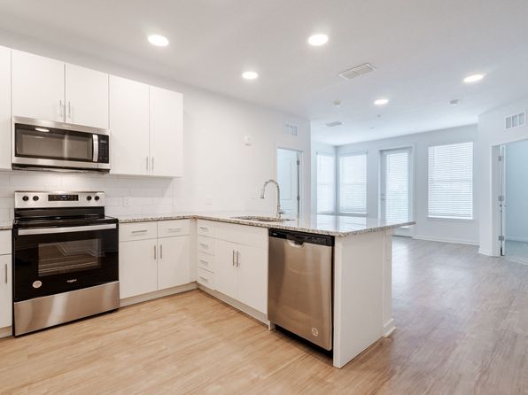 1402 & 1406 13th St W #2314