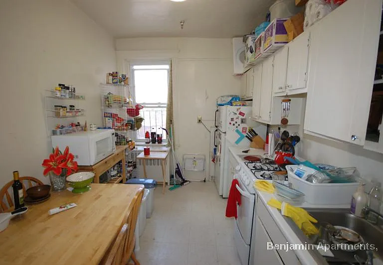 1820 Commonwealth Ave #32 — Photo 3