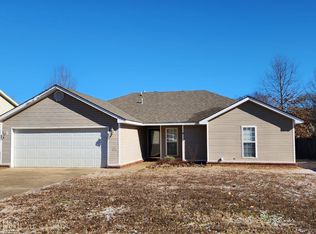 2212 Sheffield Dr, Jonesboro, AR 72405