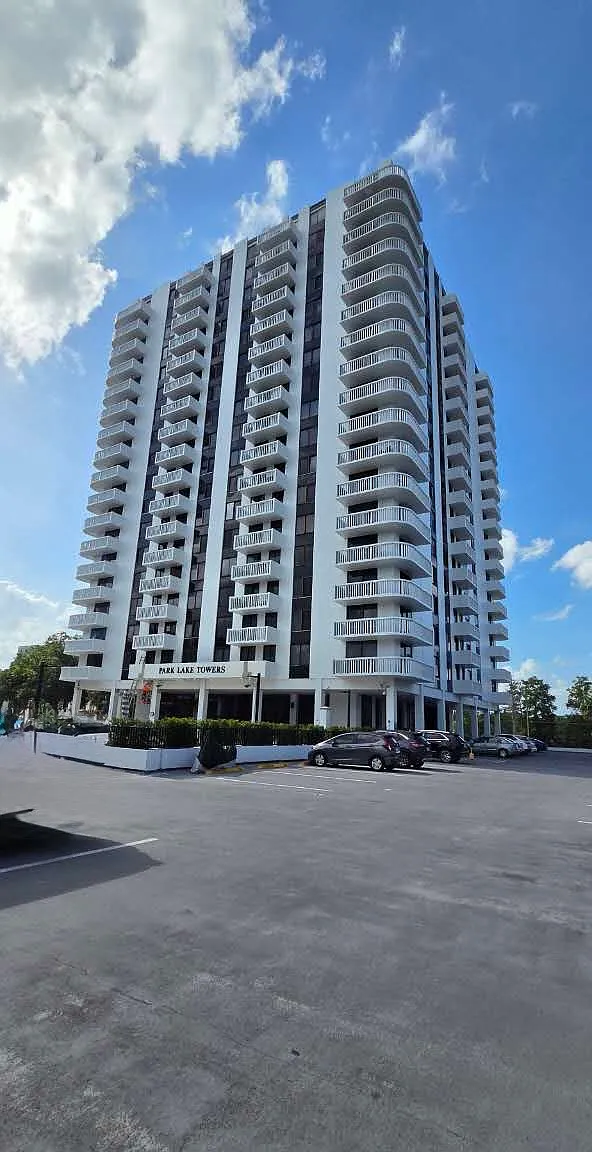 2 bed, 1109 sqft, $1,600 — Photo 1