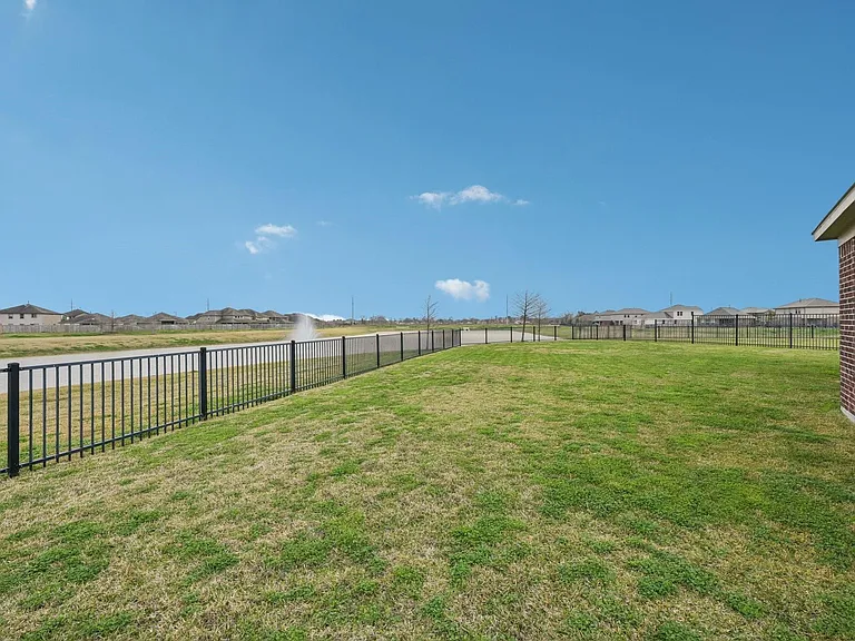 2406 Harborwood Ct — Photo 41