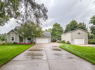 5111 Leonard St, Coopersville, MI 49404
