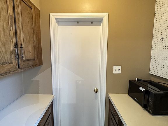 5th image of 95 Flint St #1