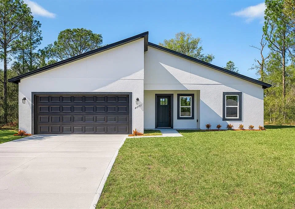 8002 N Maltese Dr