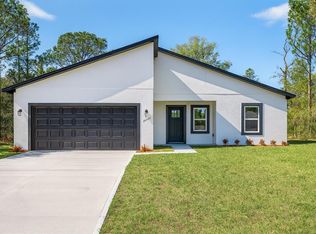 8002 N Maltese Dr, Citrus Springs, FL 34433