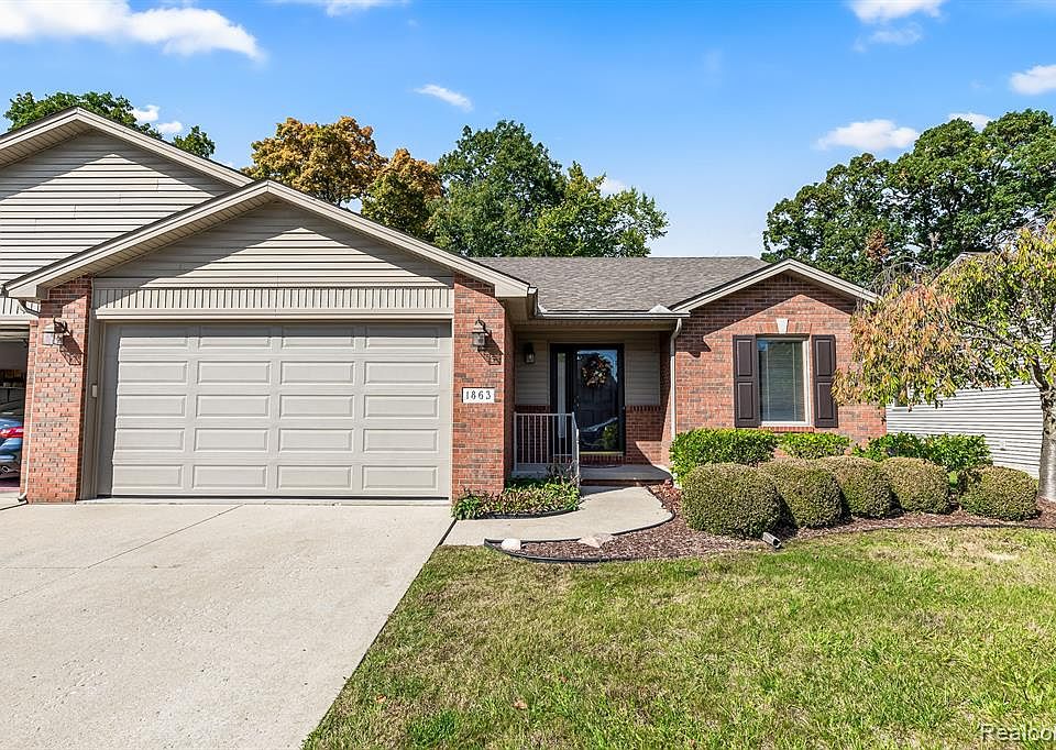 1863 Winding Meadows Dr, Monroe, MI 48162 Zillow