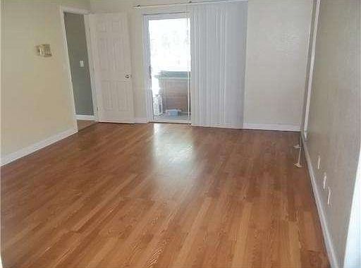4th image of 13182 92nd Ave