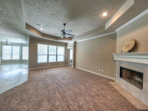 5th image of 14325 S Summerchase Cir