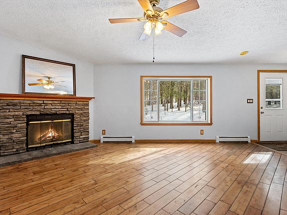 5th image of 126 Kidder Hill Road