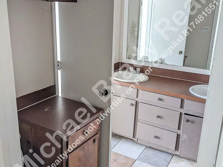 3262 Matthews Dr — Photo 12