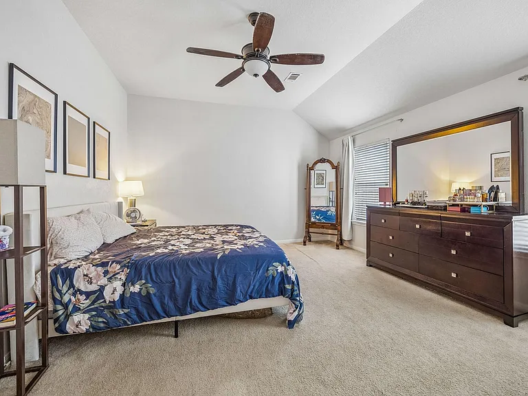 24027 Floragate Dr — Photo 13