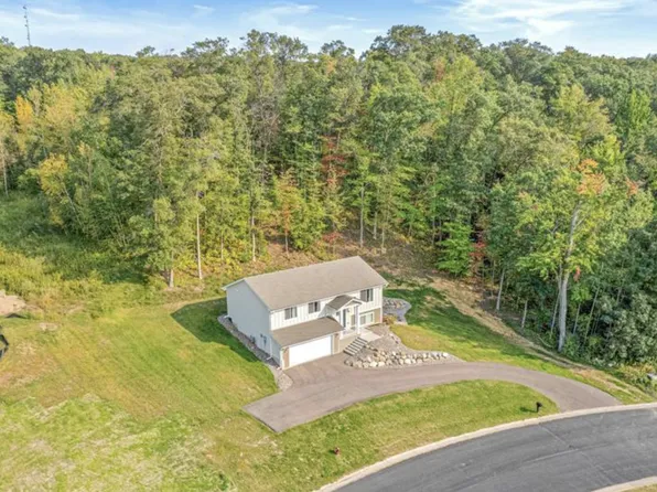 429 Roosevelt Dr, Dresser, WI 54009