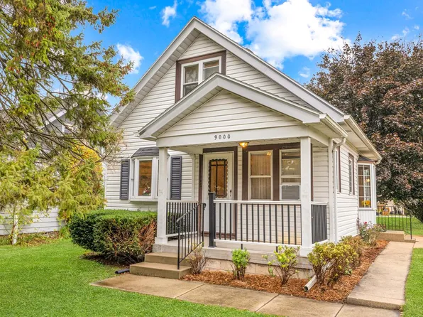 9000 West Cold Spring ROAD, Greenfield, WI 53228