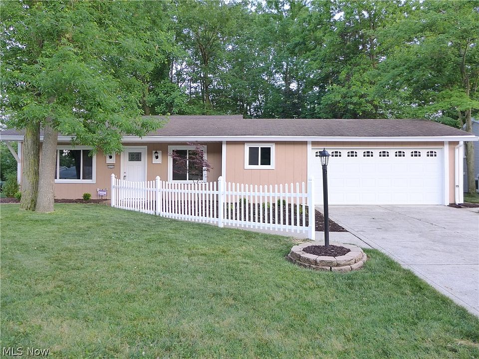 1st image of 20203 Arlington Dr